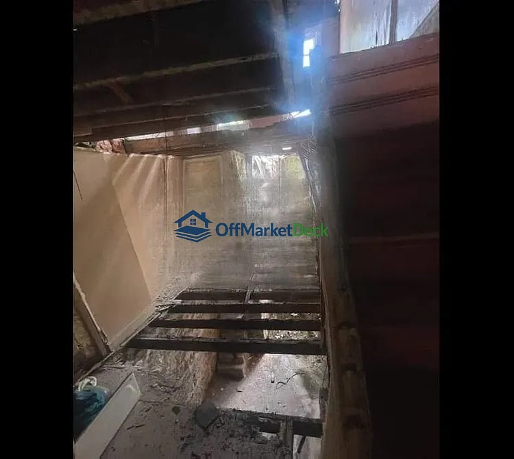 Off-market house in Baltimore, Maryland — 3 beds, 1 bath, $45,000 — photo 5 of 8