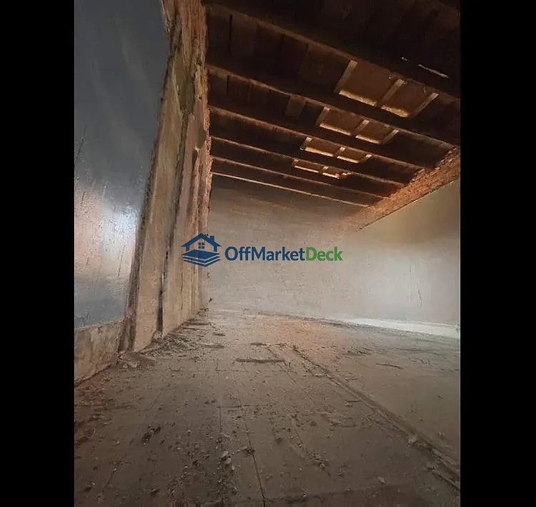 Off-market house in Baltimore, Maryland — 3 beds, 1 bath, $45,000 — photo 6 of 8