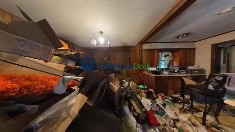 Off-market house in Blytheville, Arkansas — 3 beds, 1 bath, $34,900 — photo 3 of 8