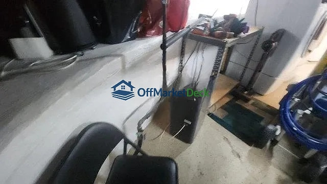 Off-market house in Cleveland, Ohio — 4 beds, 2 baths, $180,000 — photo 4 of 8