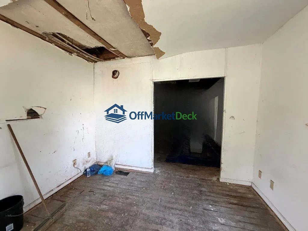 Off-market house in Cleveland, Ohio — 3 beds, 1 bath, $25,000