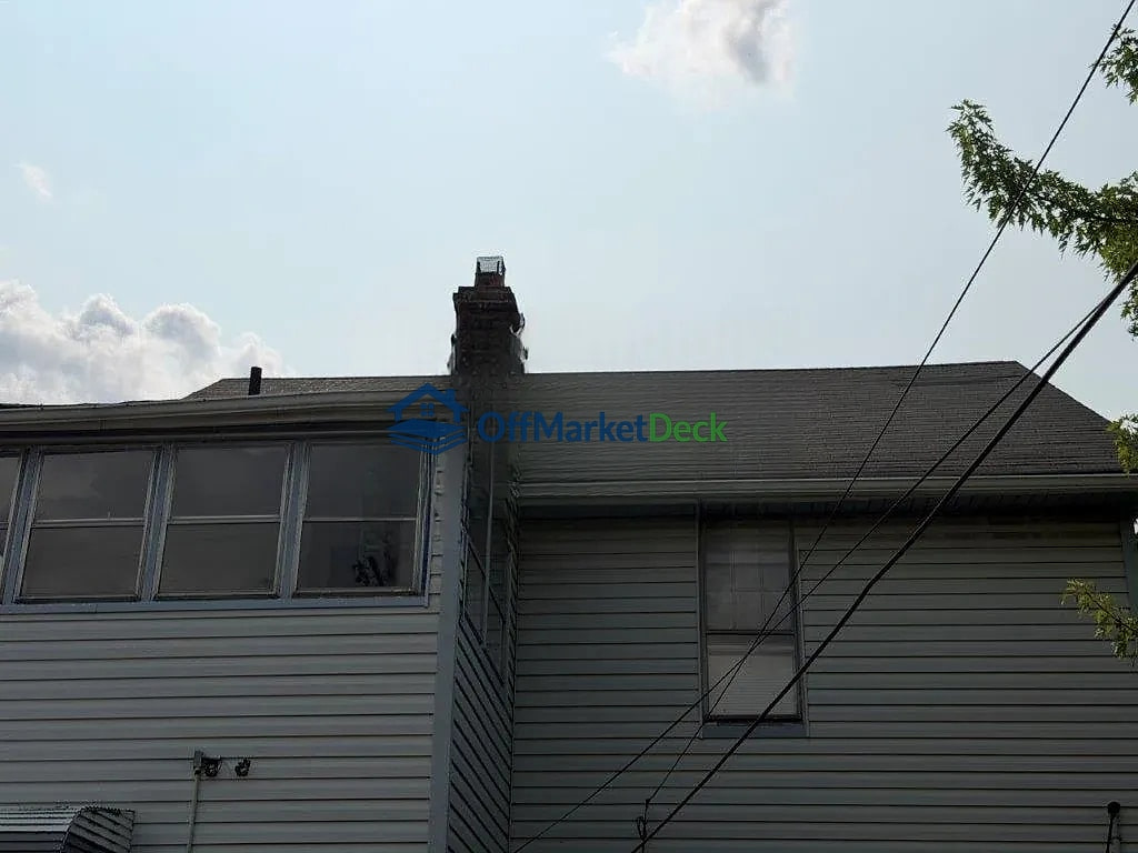 Off-market house in Cleveland Heights, Ohio — 3 beds, 1.5 baths, $175,000 — photo 8 of 8