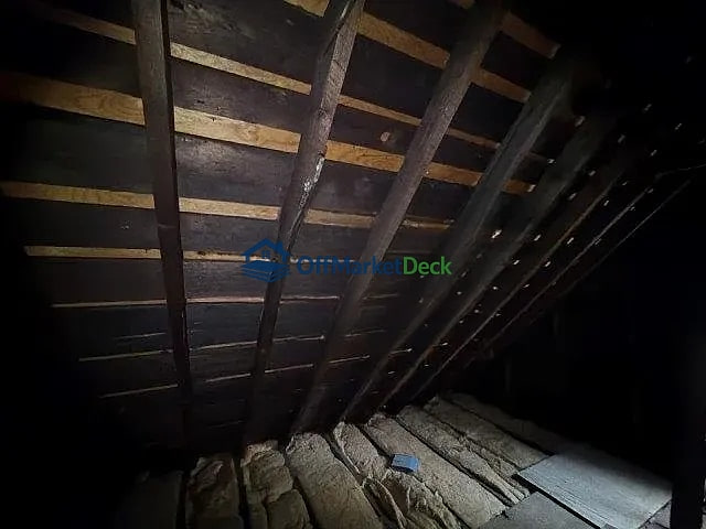 Off-market house in Cleveland, Ohio — 4 beds, 1 bath, $105,000 — photo 4 of 8
