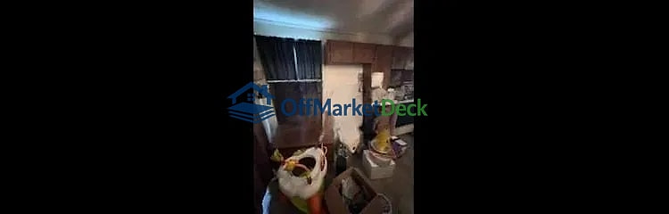 Off-market house in Hopkinsville, Kentucky — 2 beds, 1 bath, $90,600 — photo 7 of 8