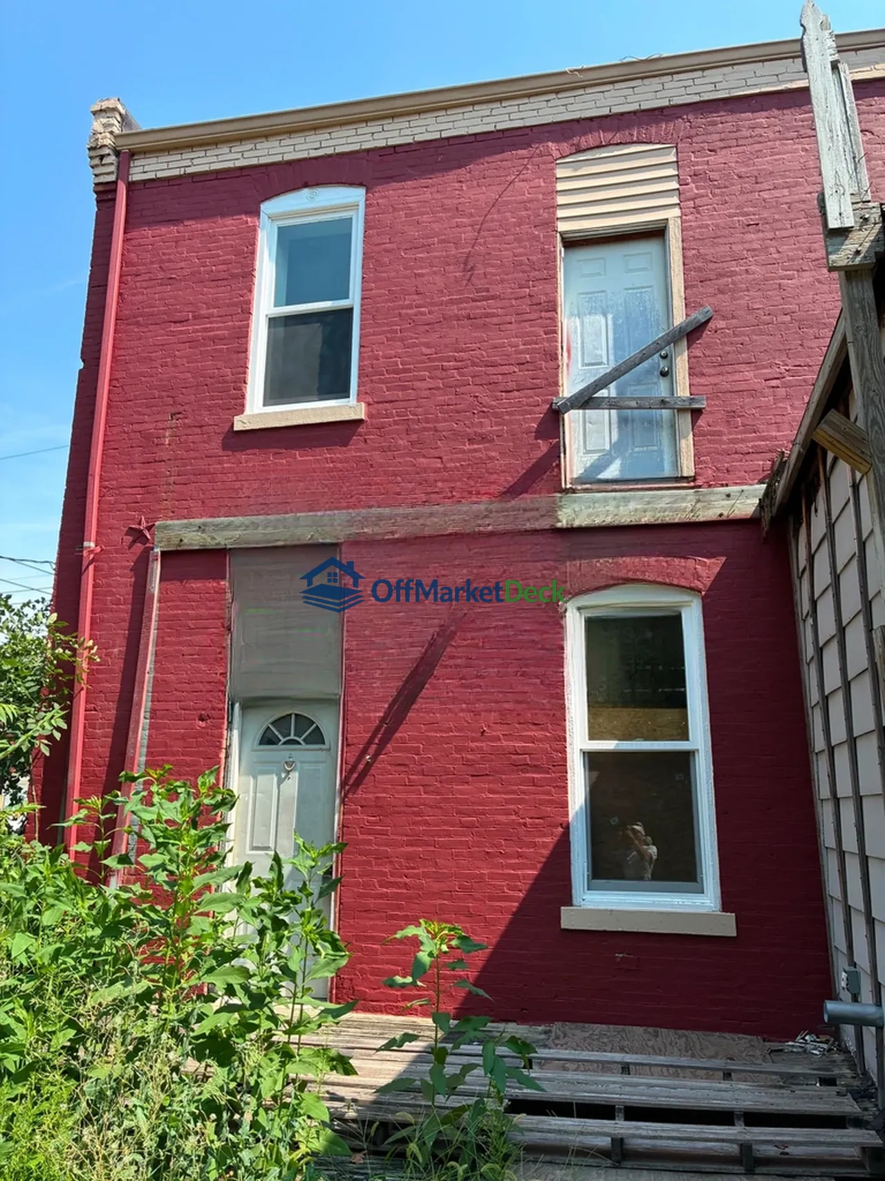 Off-market multi family in St. Louis, Missouri — 4 beds, 2 baths, $179,900 — photo 5 of 8