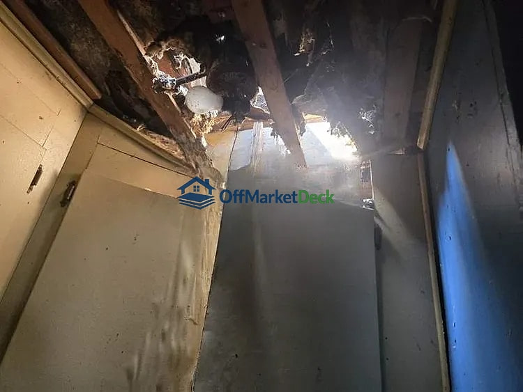 Off-market house in Marion, Kansas — 3 beds, 1 bath, $10,000 — photo 8 of 8