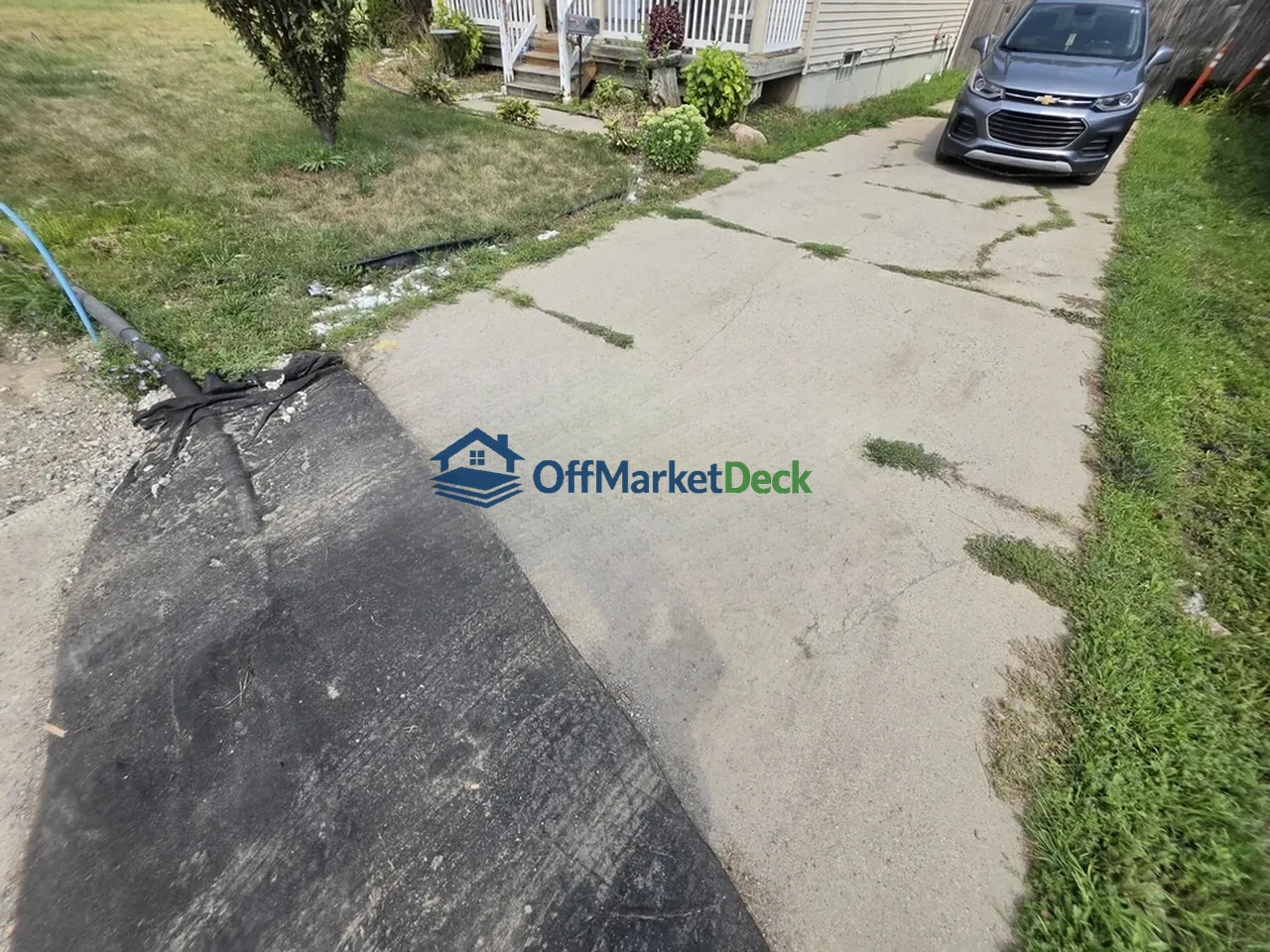 Off-market house in Pontiac, Michigan — 3 beds, 2 baths, $94,900 — photo 5 of 8
