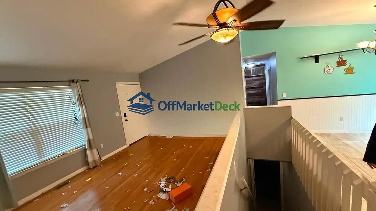 Off-market house in O'Fallon, Missouri — 3 beds, 2.5 baths, $239,900 — photo 8 of 8