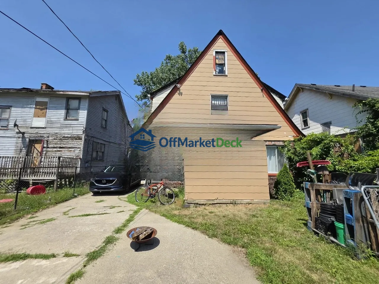 Off-market house in Detroit, Michigan — 3 beds, 1.5 baths, $54,900