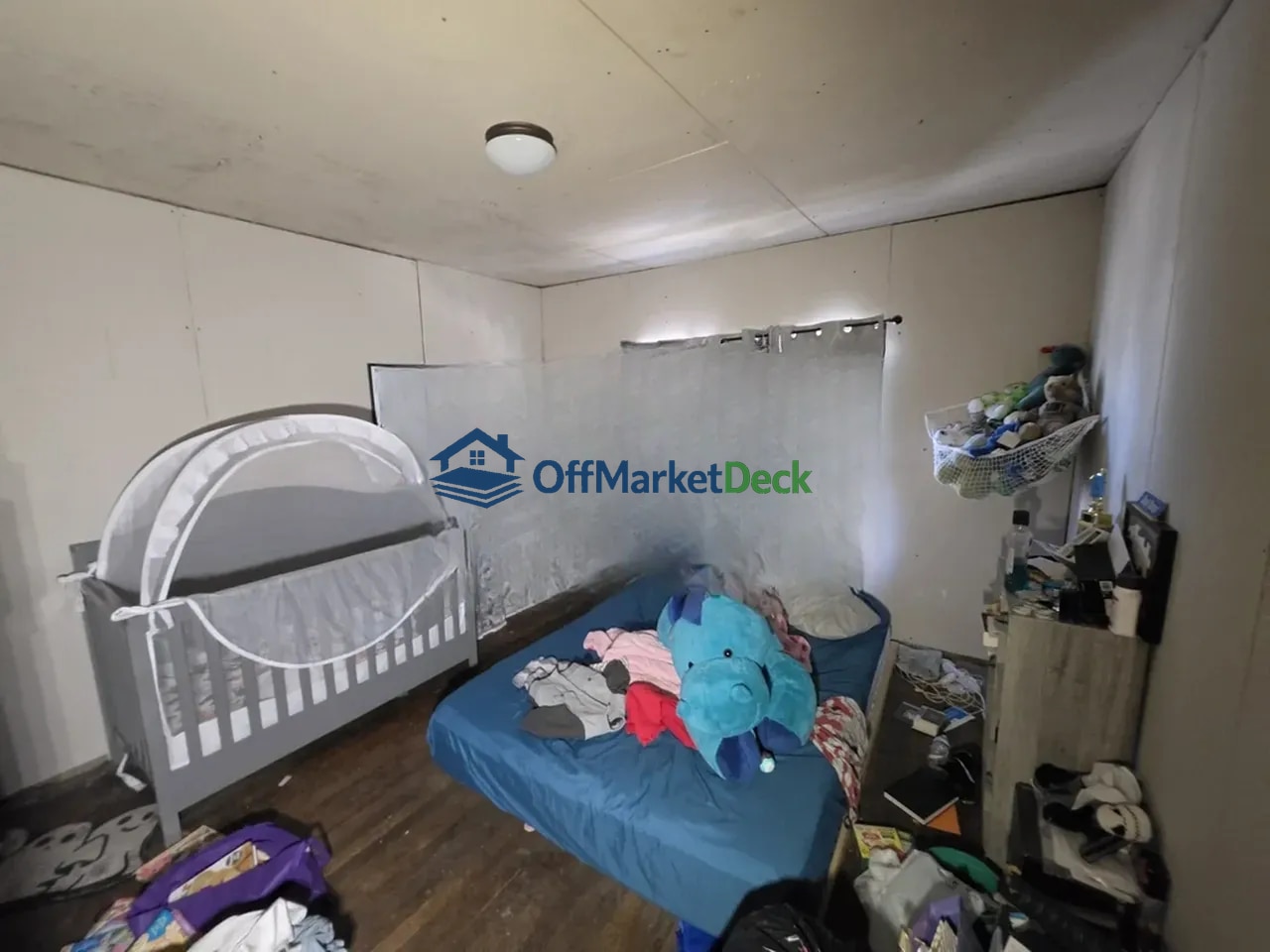 Off-market house in Ecorse, Michigan — 3 beds, 1 bath, $34,900 — photo 8 of 8