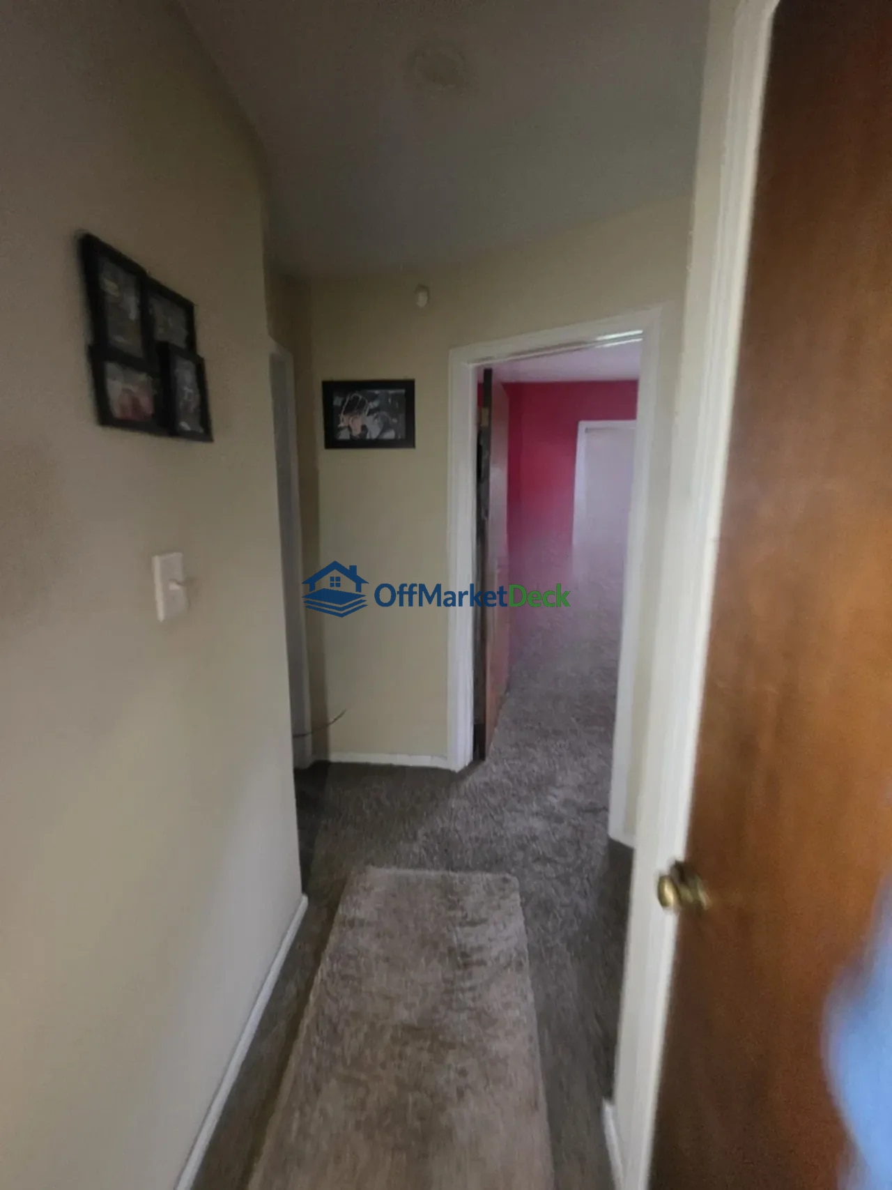 Off-market house in Garden City, Michigan — 3 beds, 1.5 baths, $139,900 — photo 8 of 8
