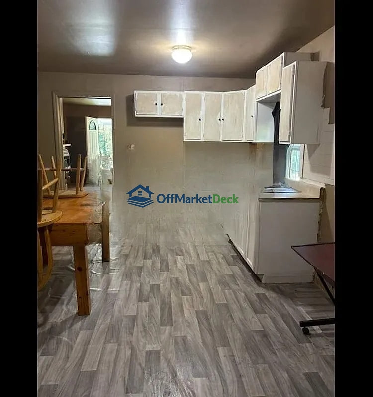 Off-market house in Rockmart, Georgia — 3 beds, 2 baths, $96,000 — photo 7 of 8