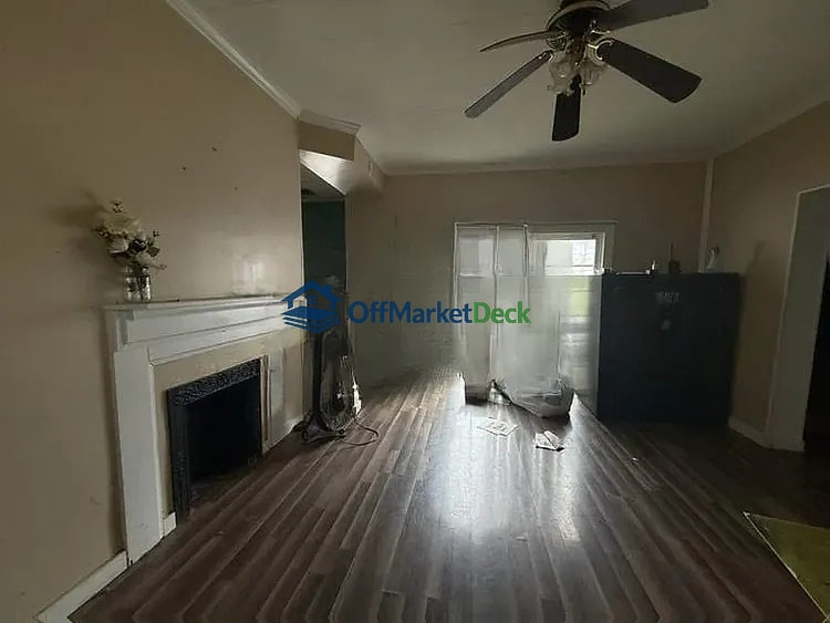 Off-market house in Cynthiana, Kentucky — 4 beds, 1 bath, $116,400 — photo 3 of 8