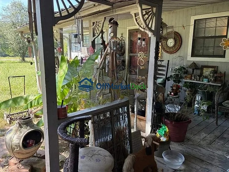 Off-market house in Waterloo, Alabama — 3 beds, 2 baths, $122,500 — photo 3 of 8