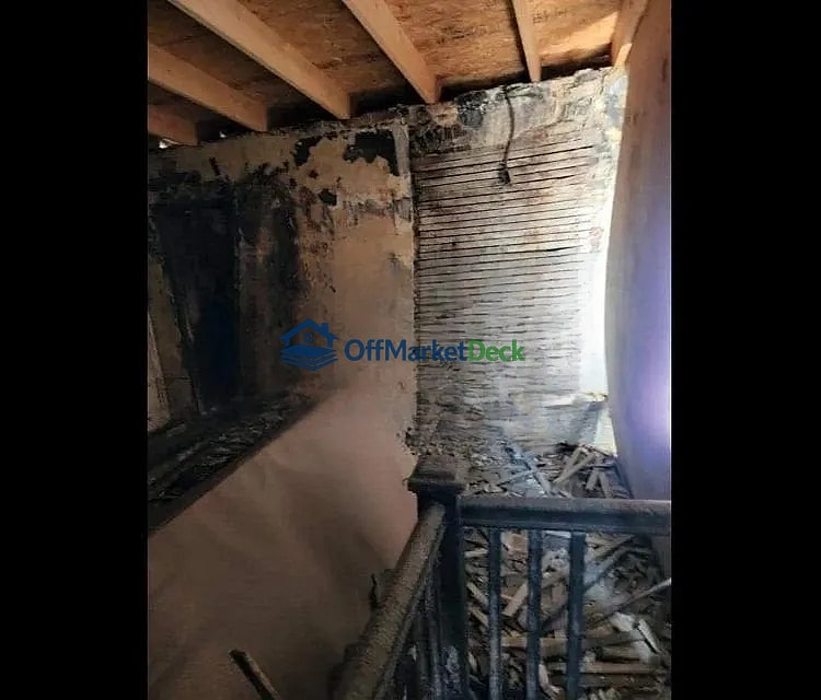 Off-market house in Baltimore, Maryland — 1 bed, 1.5 baths, $18,800 — photo 4 of 8