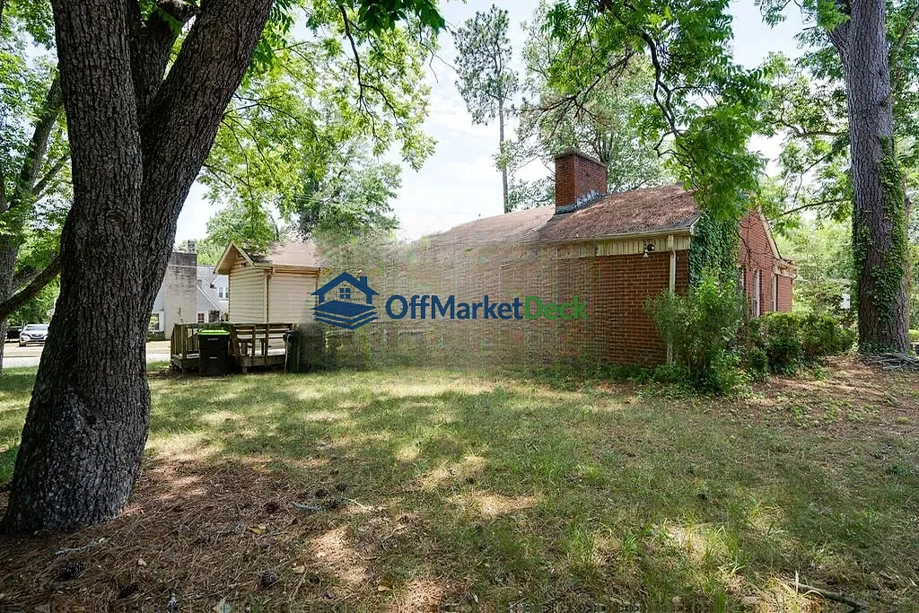 Off-market house in Oxford, North Carolina — 4 beds, 2 baths, $129,750 — photo 6 of 8