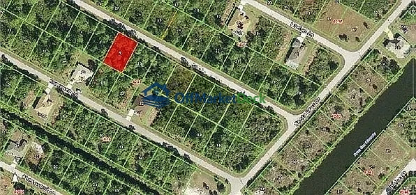 Off-market land in Port Charlotte, Florida — 0.25 acres, $27,000 — photo 2 of 3