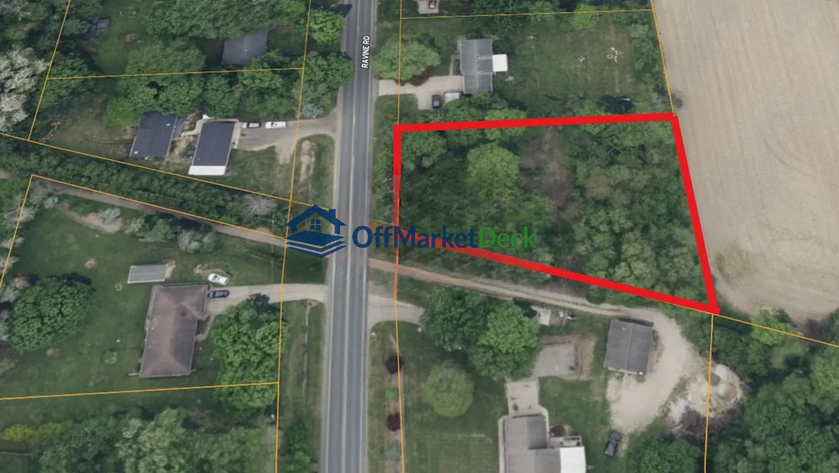 Off-market land in Kalamazoo, Michigan — 0.85 acres, $45,000 — photo 2 of 3