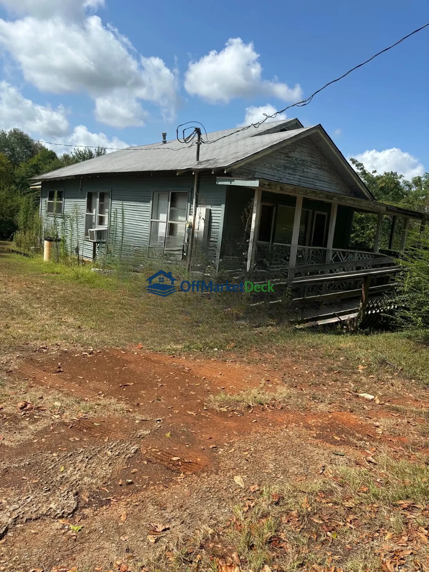 Off-market house in Alto, Texas — 2 beds, 1 bath, $36,000 — photo 2 of 8