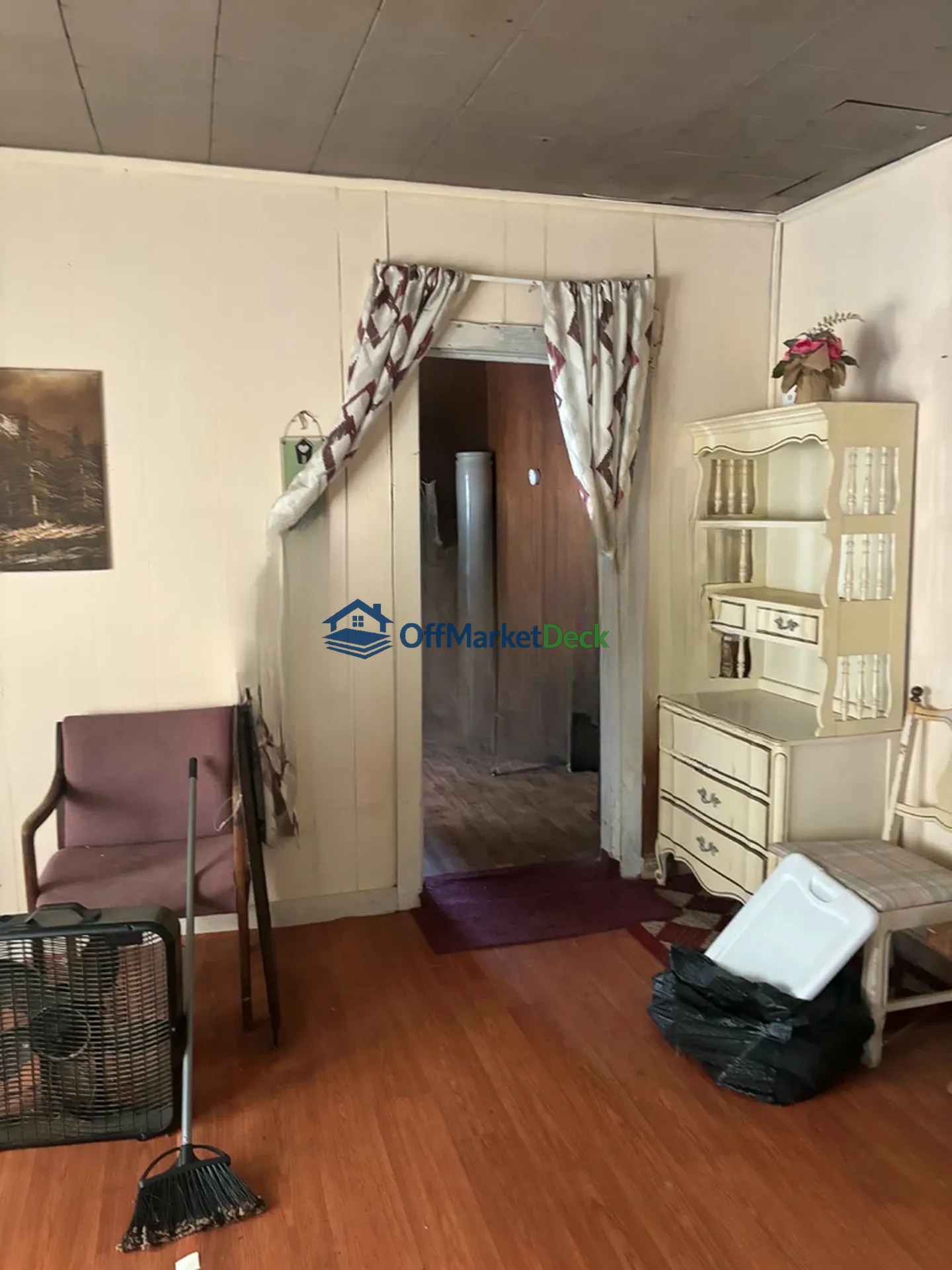 Off-market house in Alto, Texas — 2 beds, 1 bath, $36,000 — photo 4 of 8