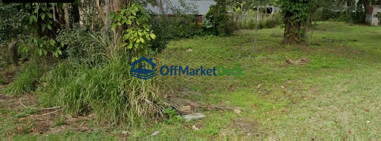 Off-market land in Lakeland, Florida — 0.18 acres, $38,000 — photo 3 of 3
