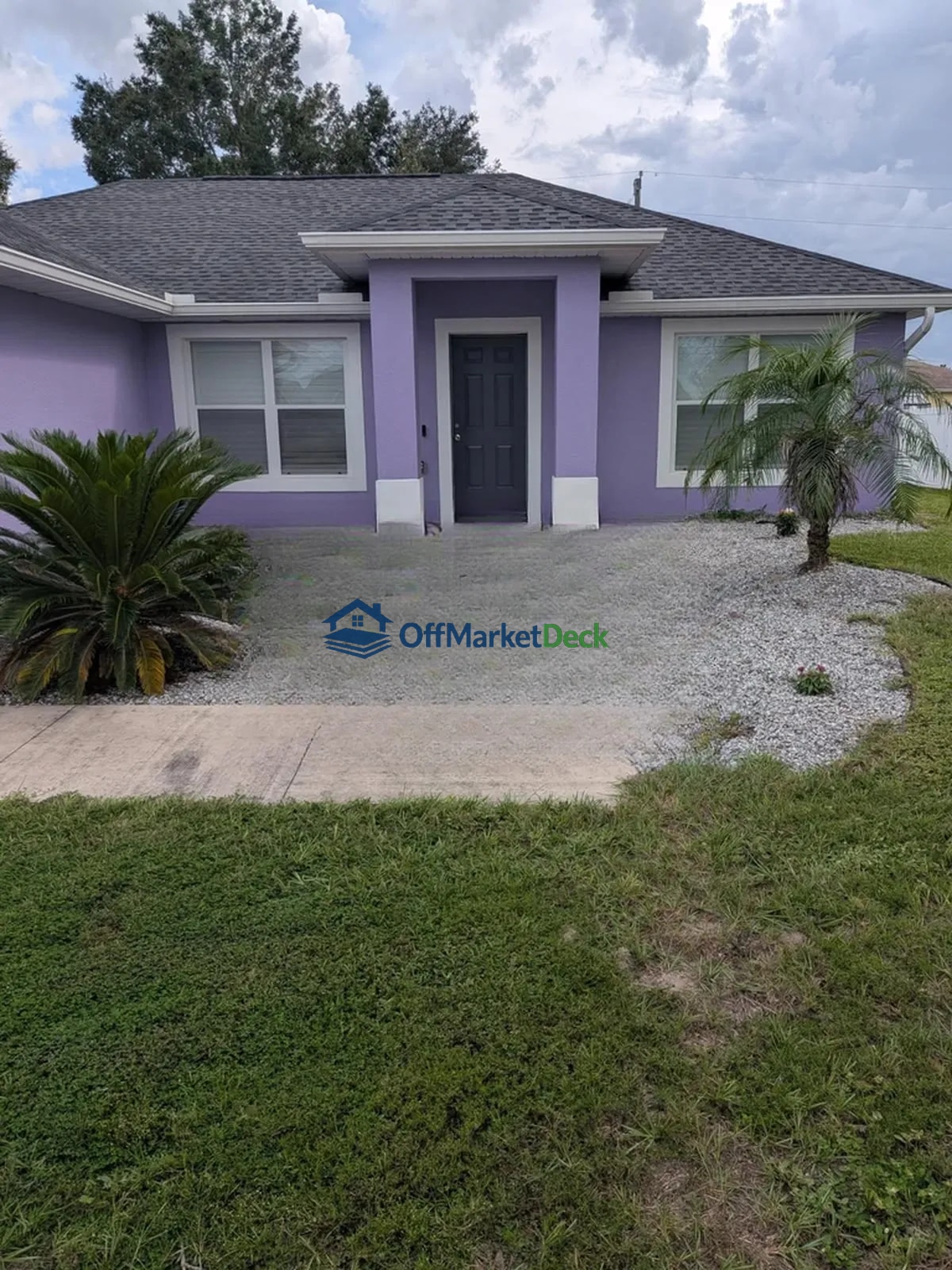 Off-market house in Ocala, Florida — 3 beds, 2 baths, $276,700