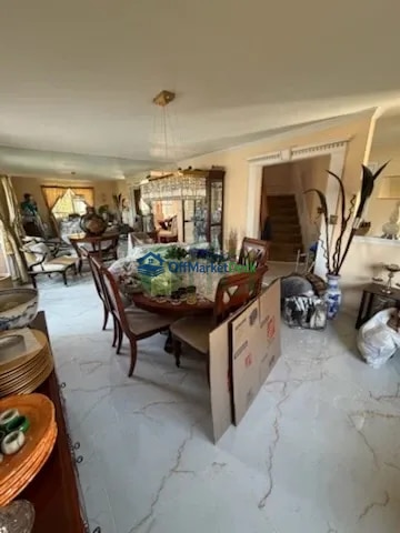 Off-market house in Oxon Hill, Maryland — 4 beds, 3.5 baths, $525,000 — photo 2 of 8