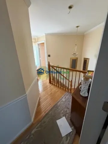 Off-market house in Oxon Hill, Maryland — 4 beds, 3.5 baths, $525,000 — photo 7 of 8