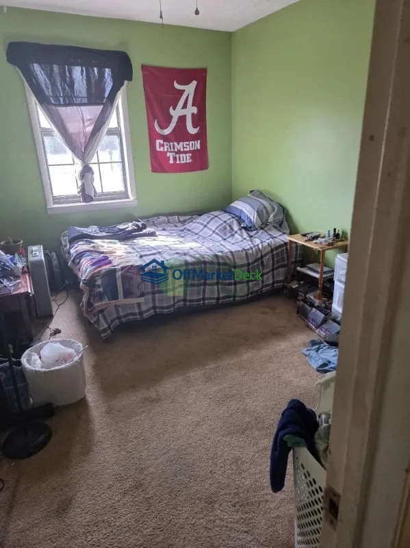 Off-market house in Attalla, Alabama — 3 beds, 1 bath, $159,000 — photo 7 of 8