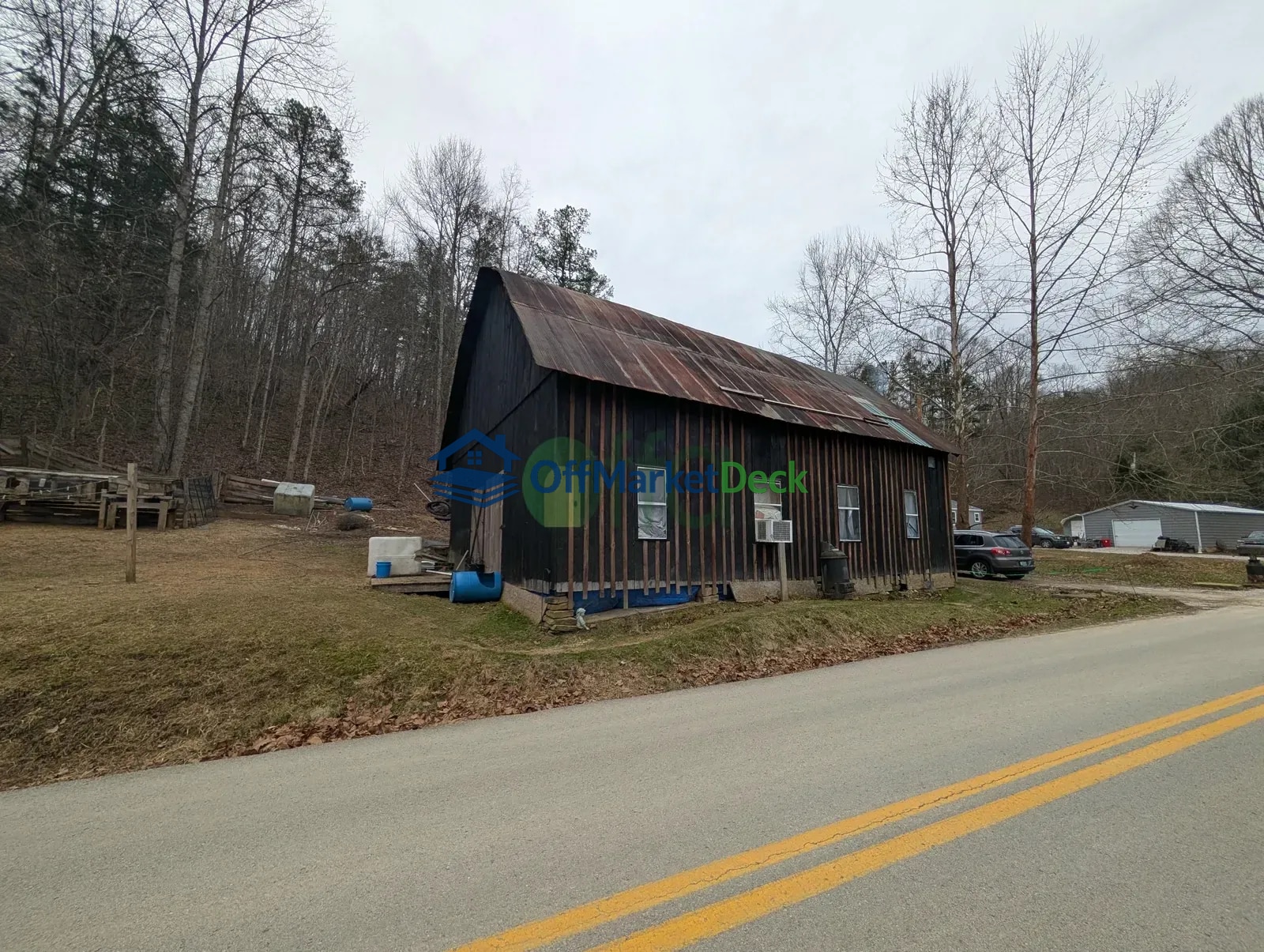 Off-market house in Annville, Kentucky — 1 bed, 1 bath, $194,250