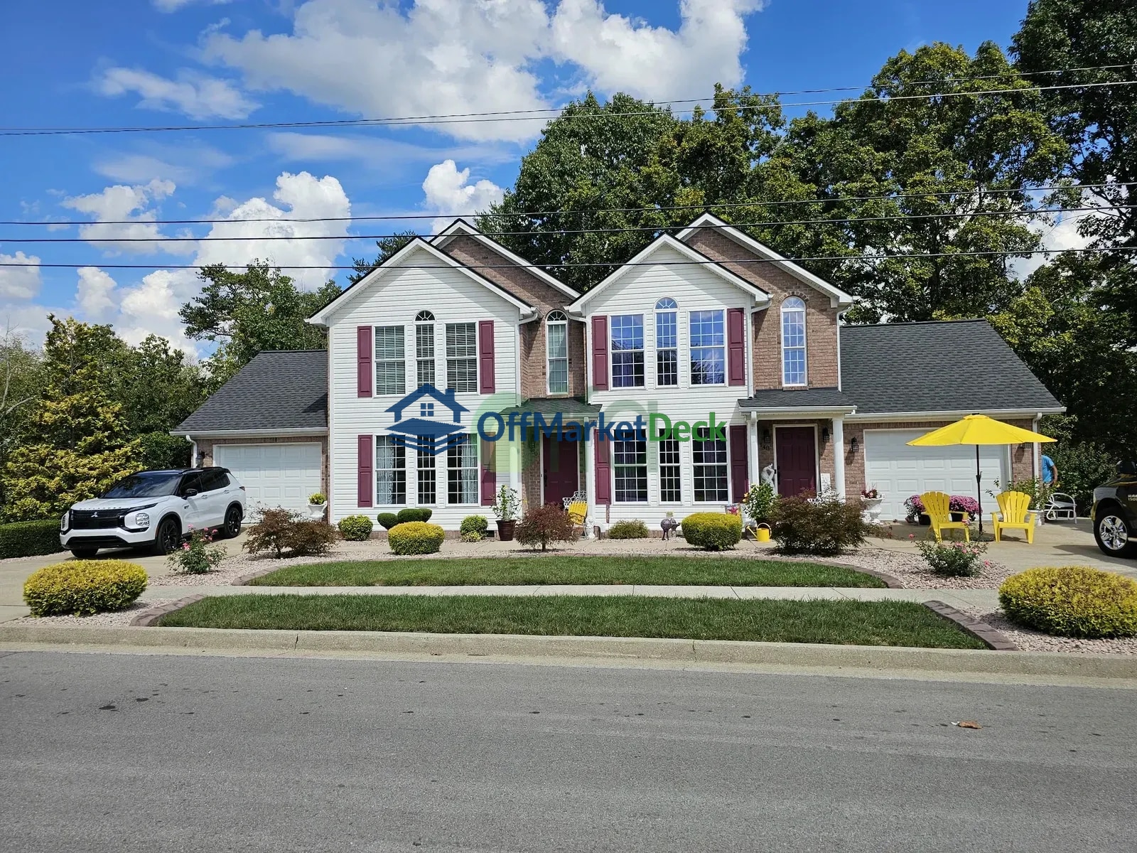 Off-market duplex in Berea, Kentucky — 5 beds, 4 baths, $567,000