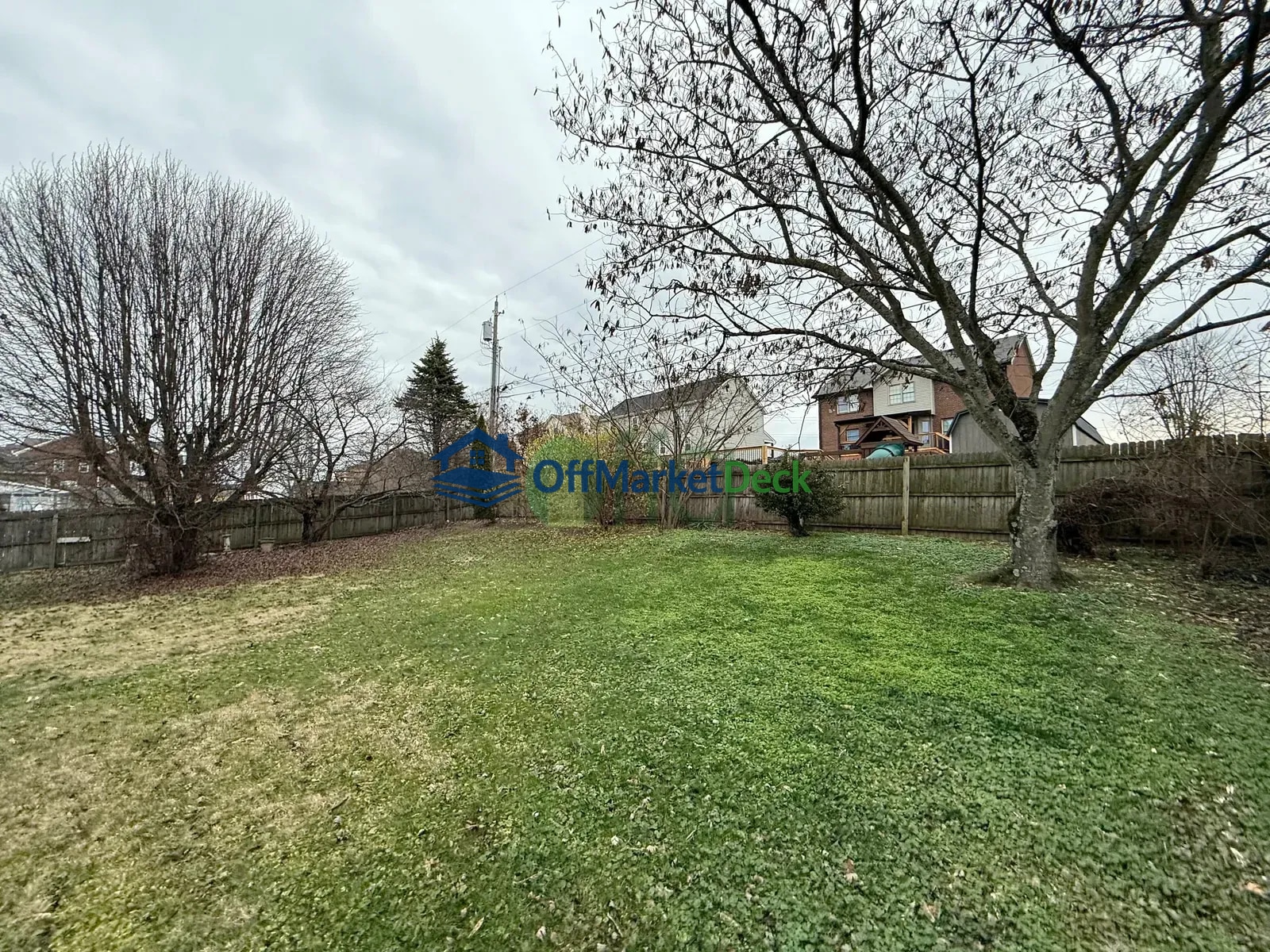 Off-market house in Richmond, Kentucky — 3 beds, 2 baths, $251,450 — photo 4 of 8