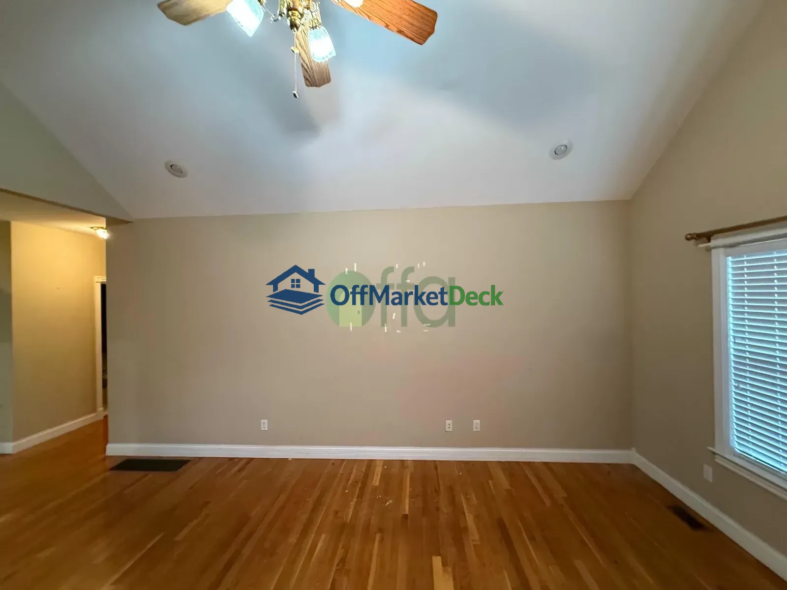 Off-market house in Richmond, Kentucky — 3 beds, 2 baths, $251,450 — photo 8 of 8