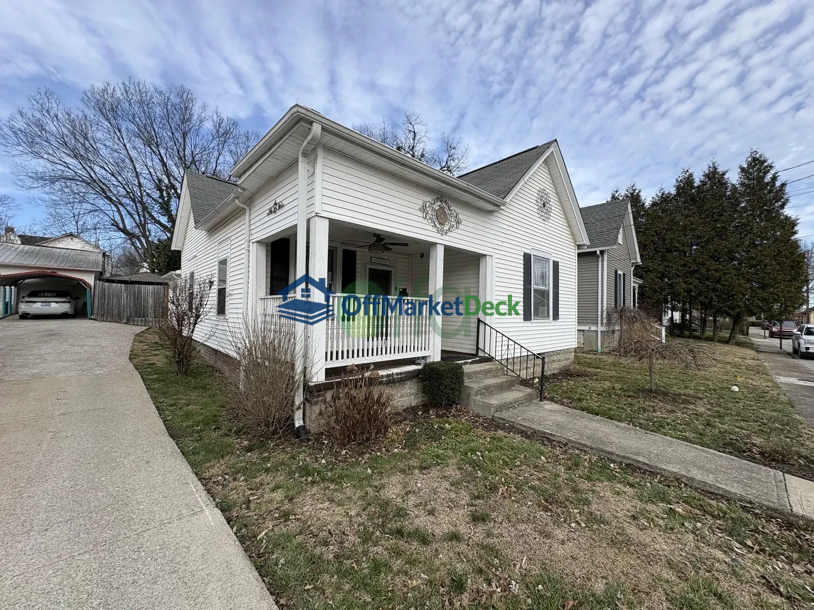 Off-market house in Richmond, Kentucky — 2 beds, 1 bath, $136,500 — photo 2 of 8