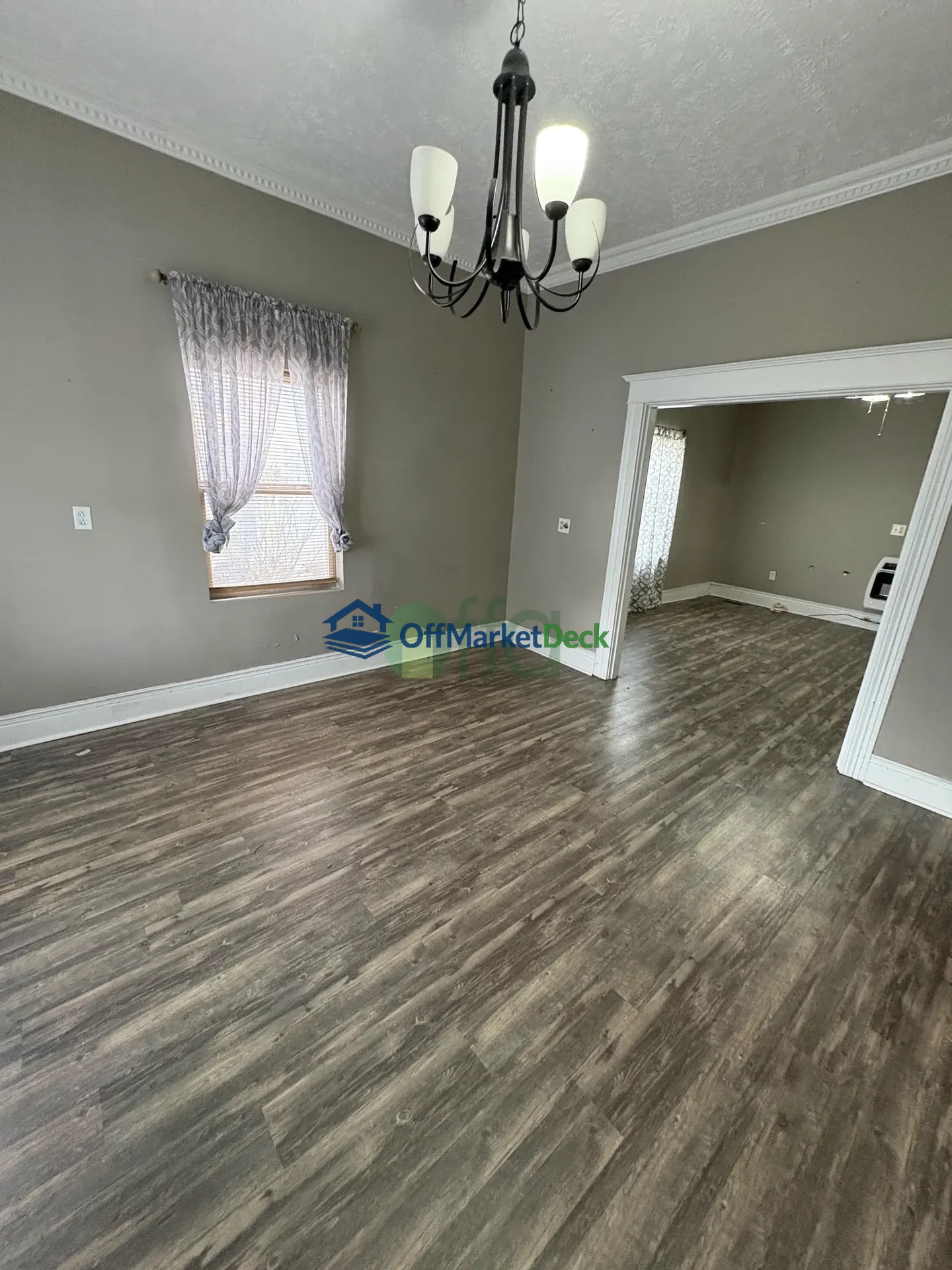 Off-market house in Richmond, Kentucky — 2 beds, 1 bath, $136,500 — photo 4 of 8