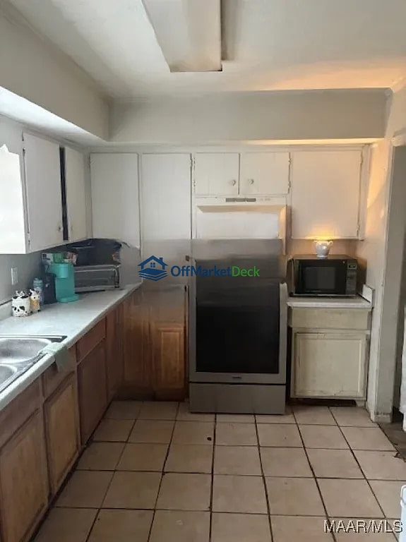 Off-market townhome in Montgomery, Alabama — 2 beds, 2.5 baths, $40,000 — photo 5 of 8