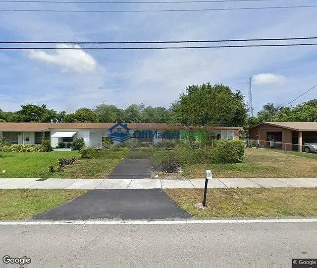 Off-market house in Fort Lauderdale, Florida — 3 beds, 1 bath, $224,900