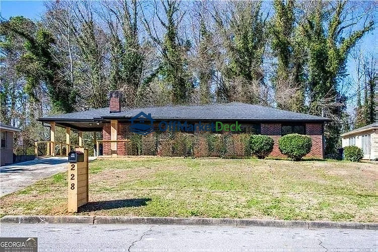 Off-market house in Atlanta, Georgia — 3 beds, 2 baths, $215,000