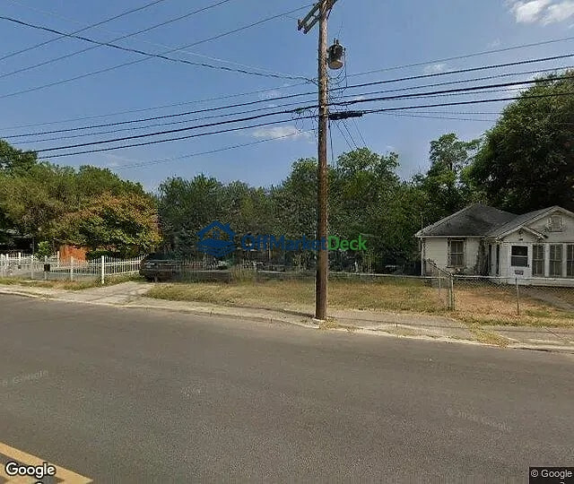 Off-market house in San Antonio, Texas — 3 beds, 2 baths, $89,000 - Blurred background Image