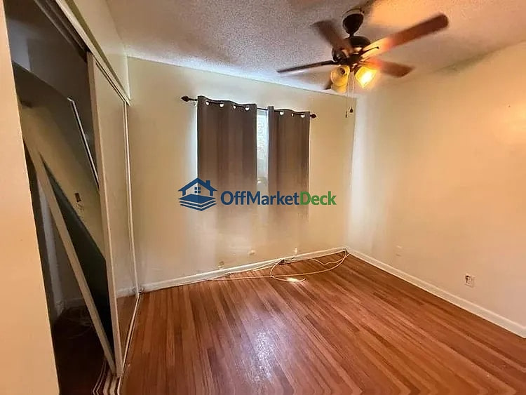 Off-market house in Margate, Florida — 3 beds, 2.5 baths, $244,900 — photo 7 of 8
