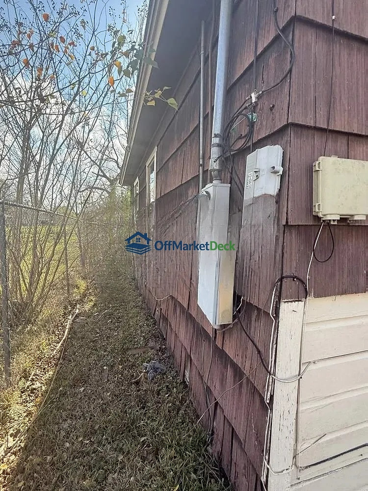 Off-market house in Houston, Texas — 3 beds, 1 bath, $72,500