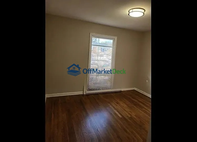 Off-market house in Greensboro, North Carolina — 4 beds, 2 baths, $245,000 — photo 4 of 8