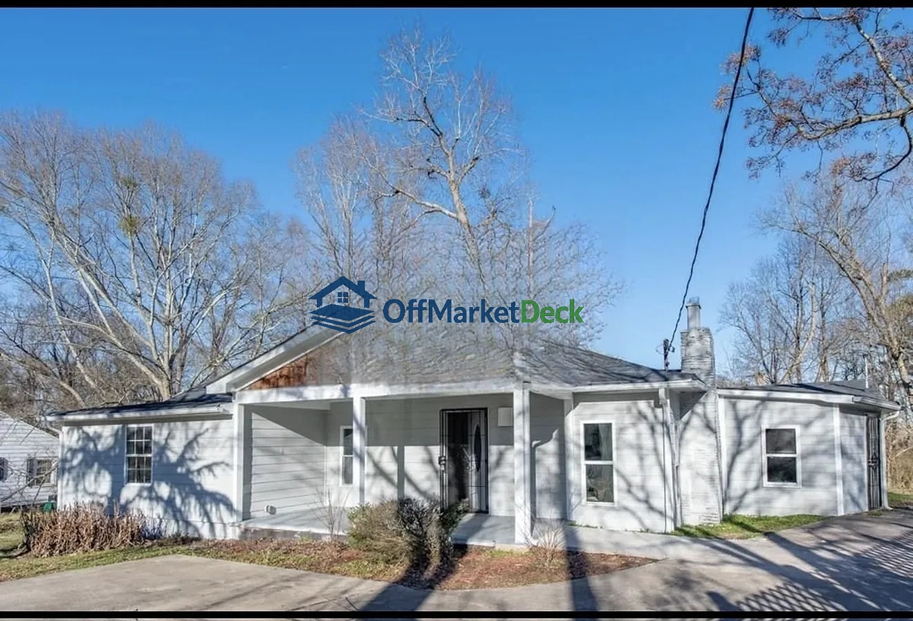 Off-market house in Atlanta, Georgia — 4 beds, 2 baths, $225,000