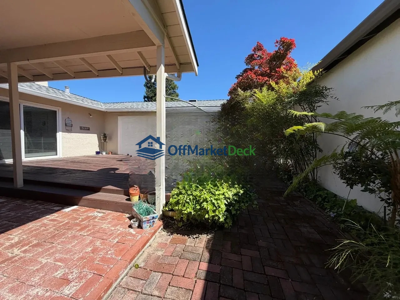 Off-market house in Danville, California — 2 beds, 2 baths, $1,119,900 — photo 5 of 8