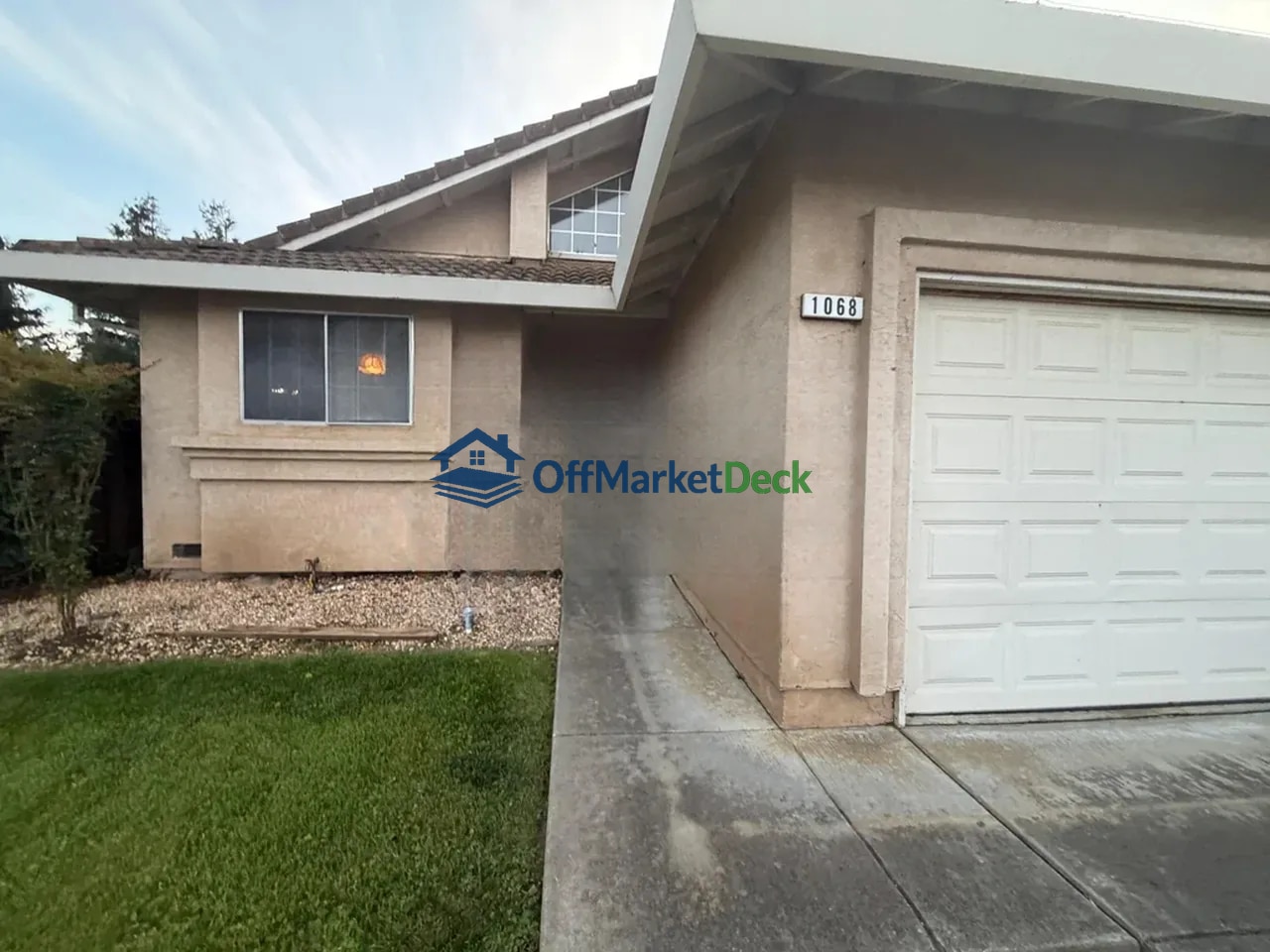Off-market house in Fairfield, California — 2 beds, 2 baths, $409,900 — photo 2 of 8