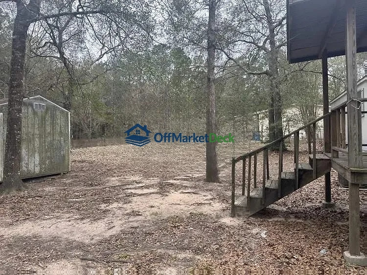 Off-market house in Cleveland, Texas — 2 beds, 2 baths, $99,000 — photo 8 of 8