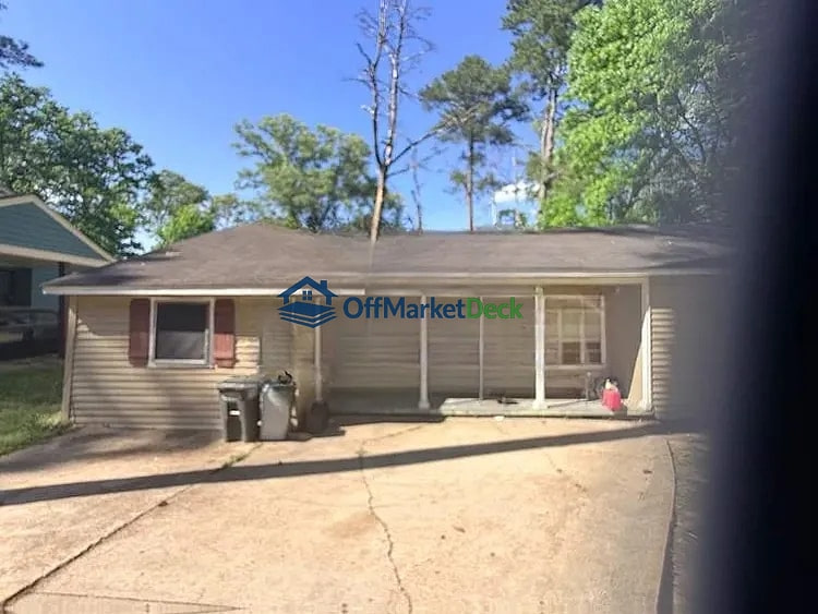 Off-market house in Jackson, Mississippi — 3 beds, 1 bath, $28,000 — photo 8 of 8