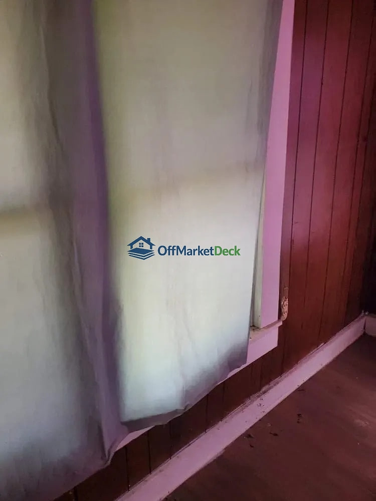 Off-market house in Cameron, Texas — 3 beds, 1 bath, $40,000 — photo 8 of 8