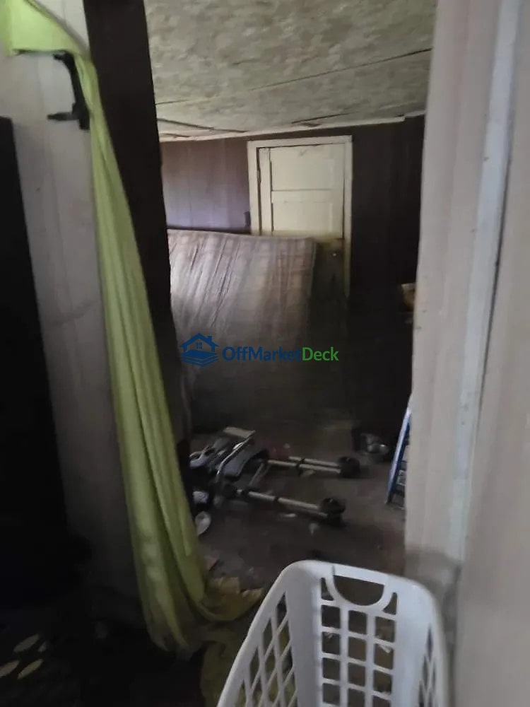 Off-market house in Gadsden, Alabama — 3 beds, 1 bath, $17,000 — photo 7 of 8
