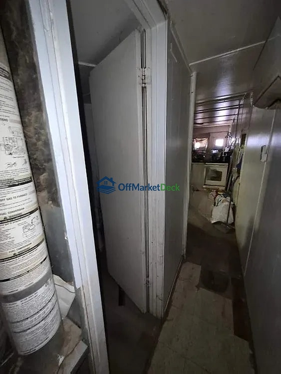 Off-market house in Coolidge, Arizona — 1 bed, 1 bath, $39,999 — photo 7 of 8